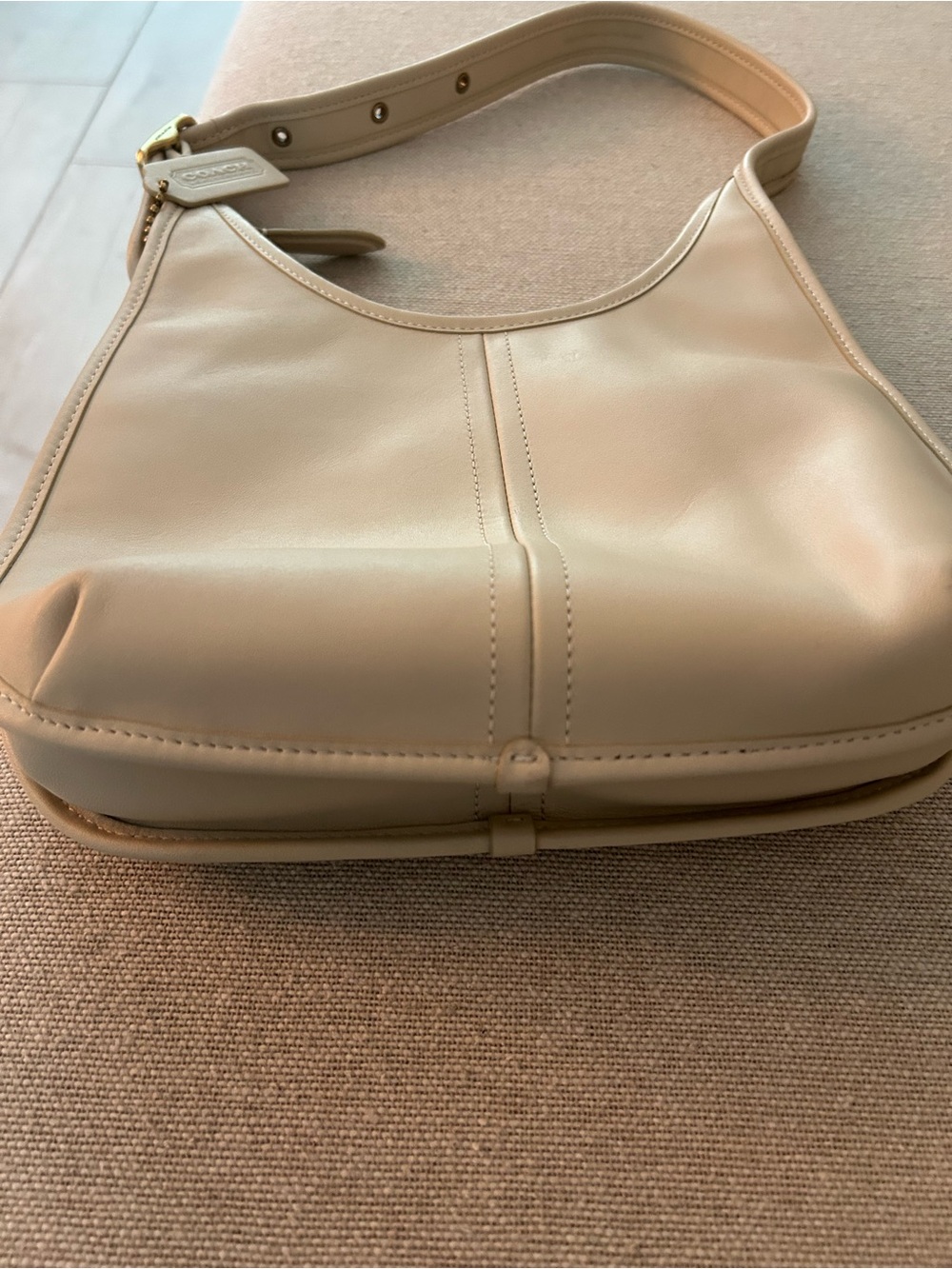 COACH Ergo C2265 Cream Leather Handbag - Picture 2 of 3